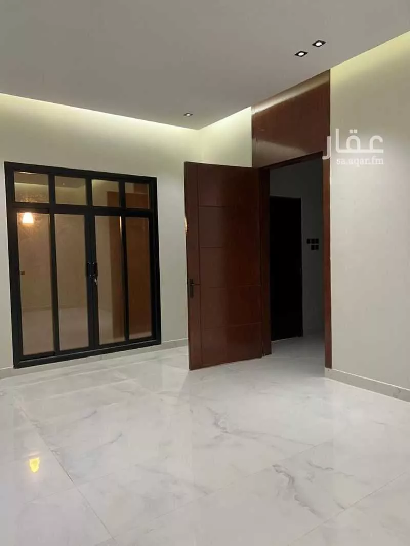 فيلا 4 غرف في الرمال 20