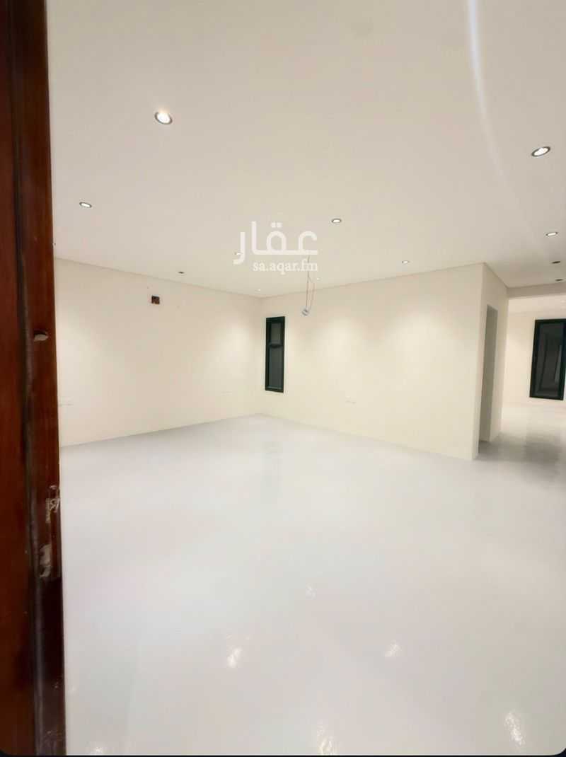10 bedroom building in Dhahrat Laban, Riyadh 2