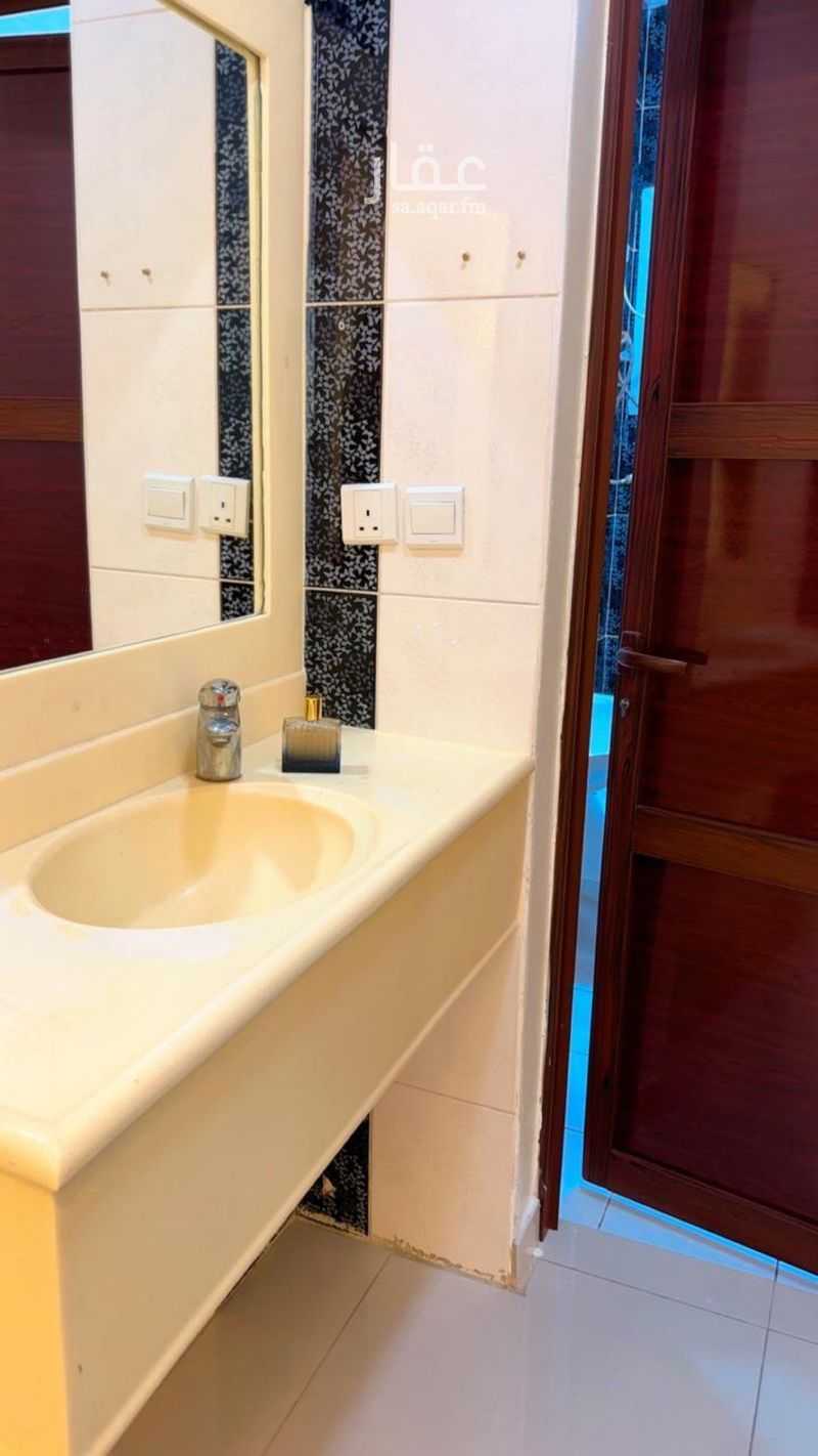 3 bedroom apartment in Ar Rakah Al Janubiyah, Eastern Province 4