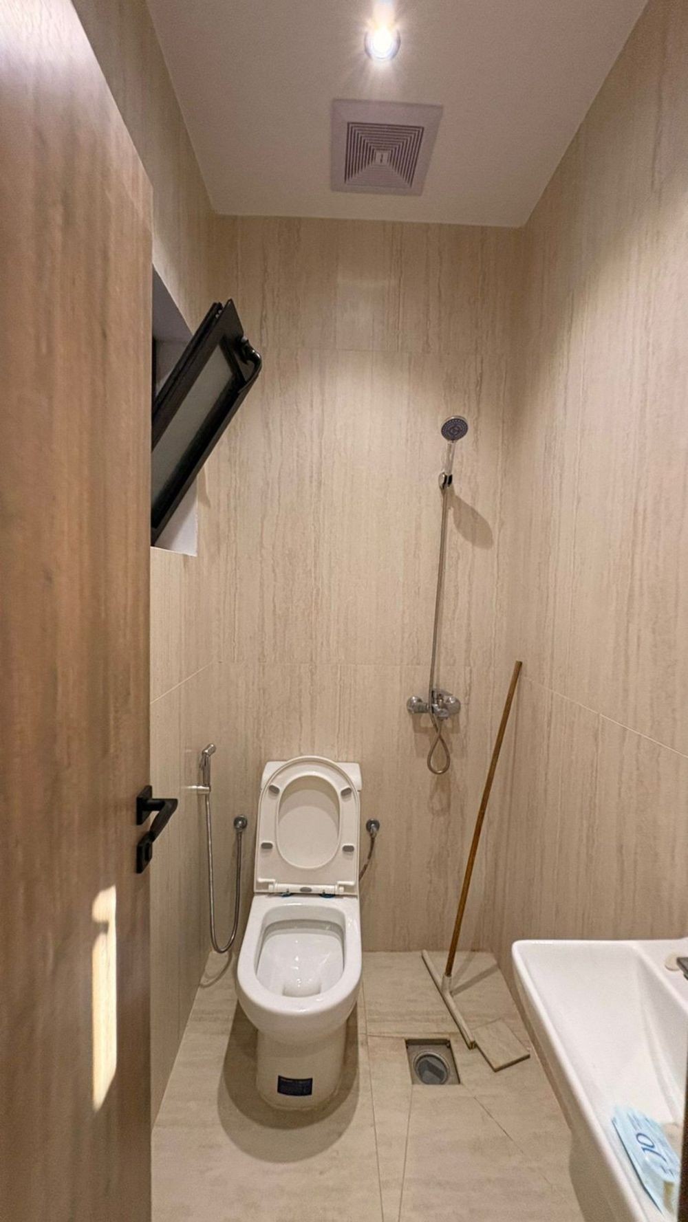 5 bedroom apartment in Shawran, Madinah 7