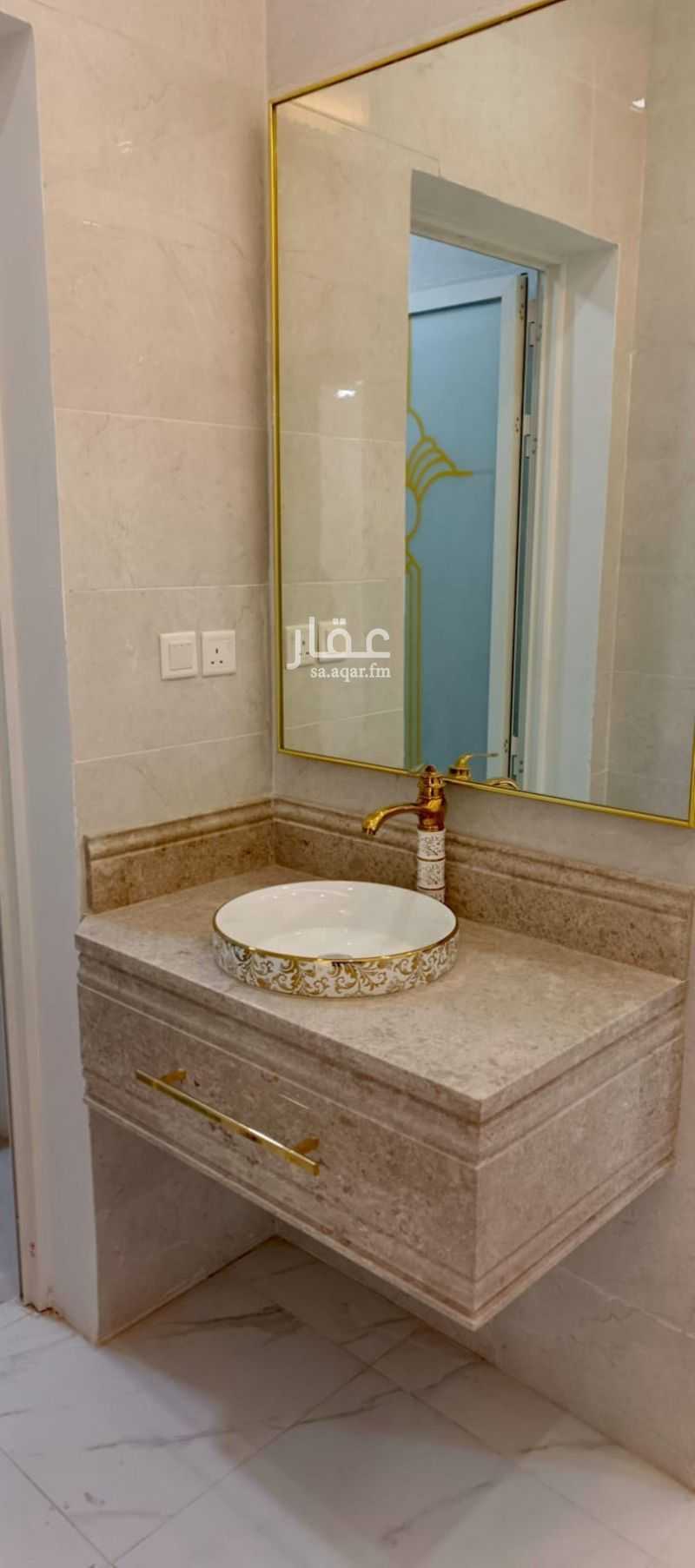 4 bedroom apartment in Dahiat King Fahd, Eastern Province 5