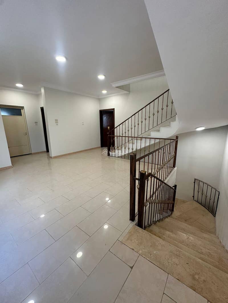7 bedroom villa in Az Zuhur, Eastern Province 17