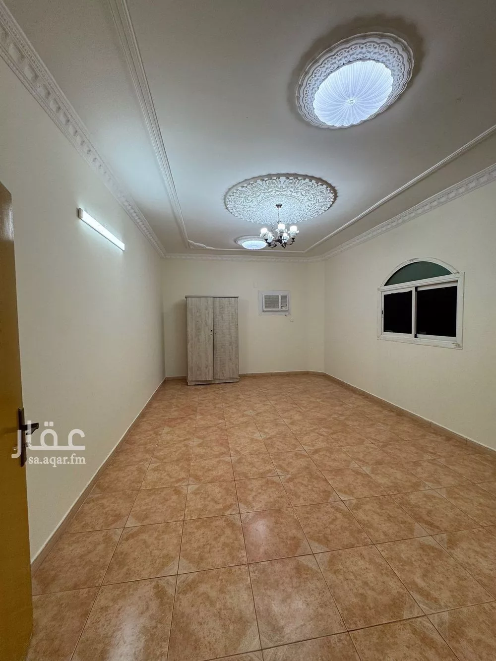 5 bedroom floor in Al Yarmouk 7