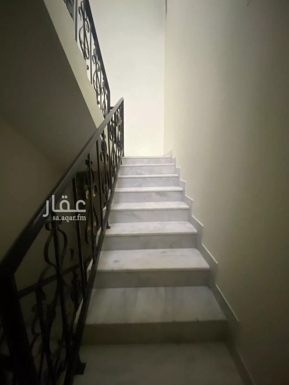 دور 3 غرف في المونسية 8
