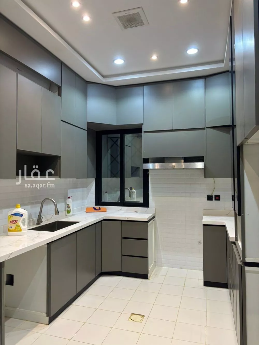 6 bedroom floor in Tuwaiq 22