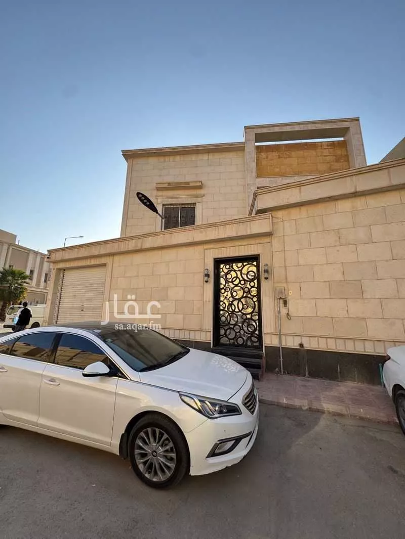 6 bedroom villa in Al Rimal 2