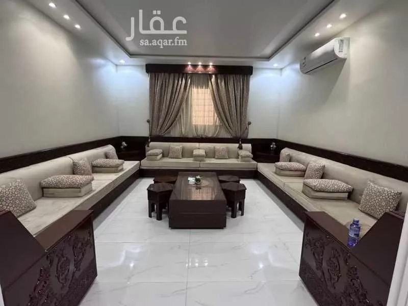 6 bedroom villa in Al Rimal 12