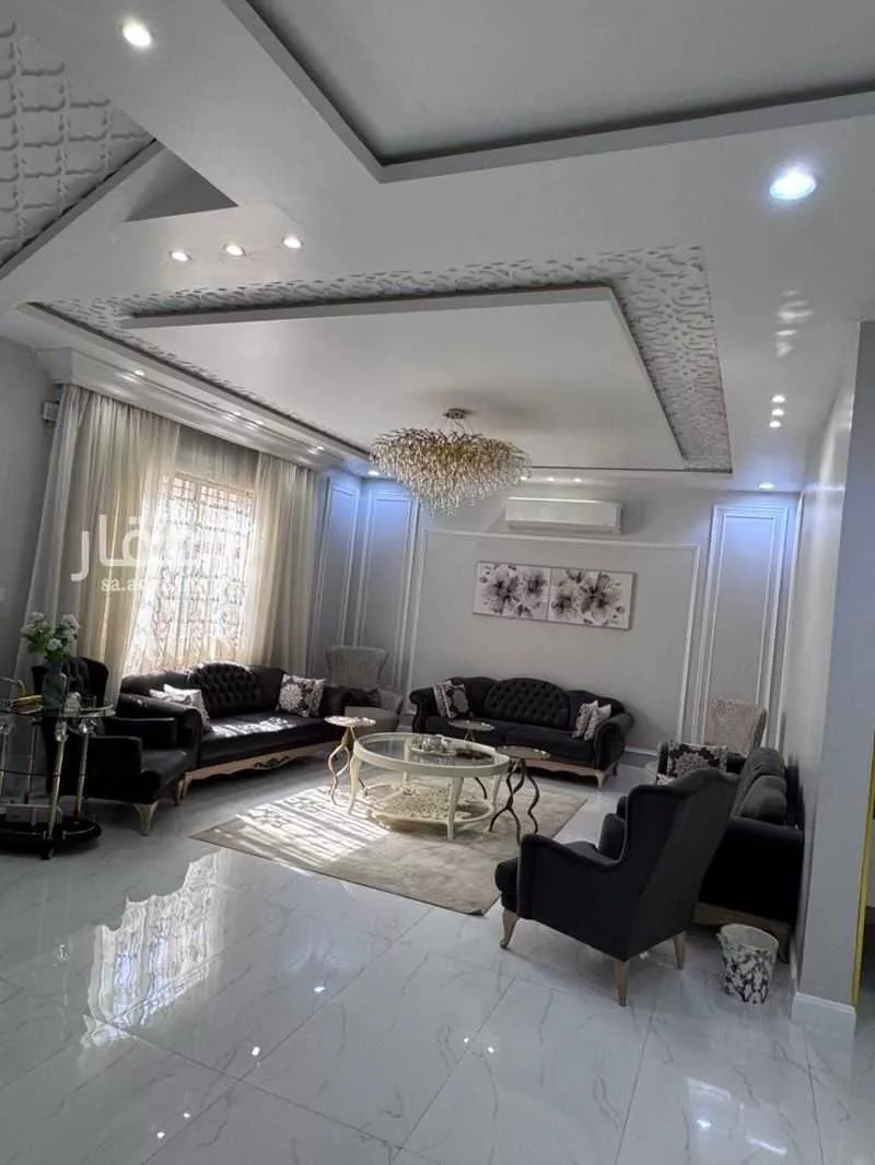6 bedroom villa in Al Rimal 17