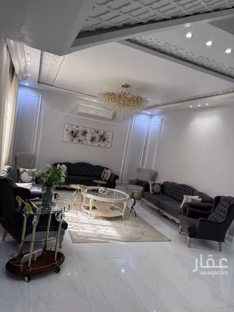 6 bedroom villa in Al Rimal 18