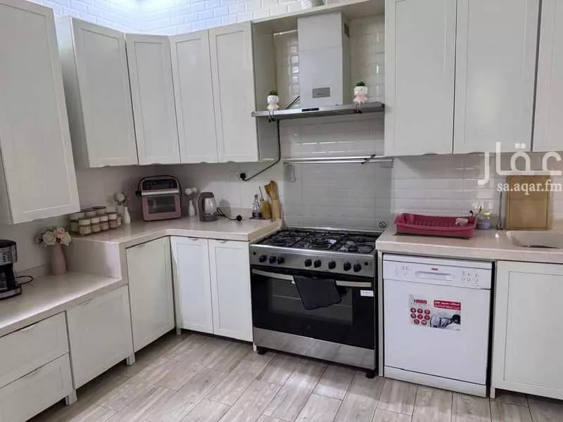 6 bedroom villa in Al Rimal 23