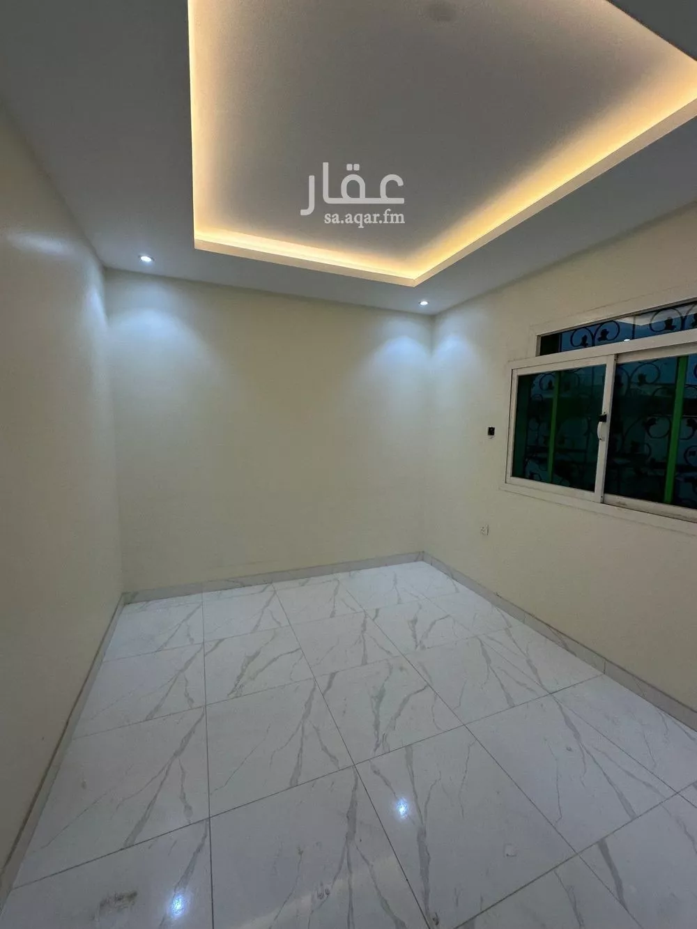 4 bedroom floor in Al Wadi 2