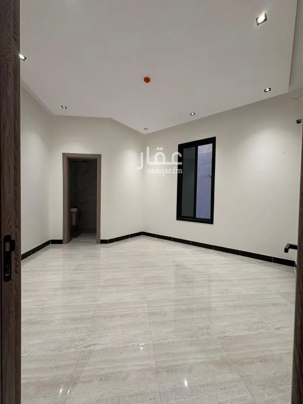 4 bedroom apartment in Tuwaiq 8