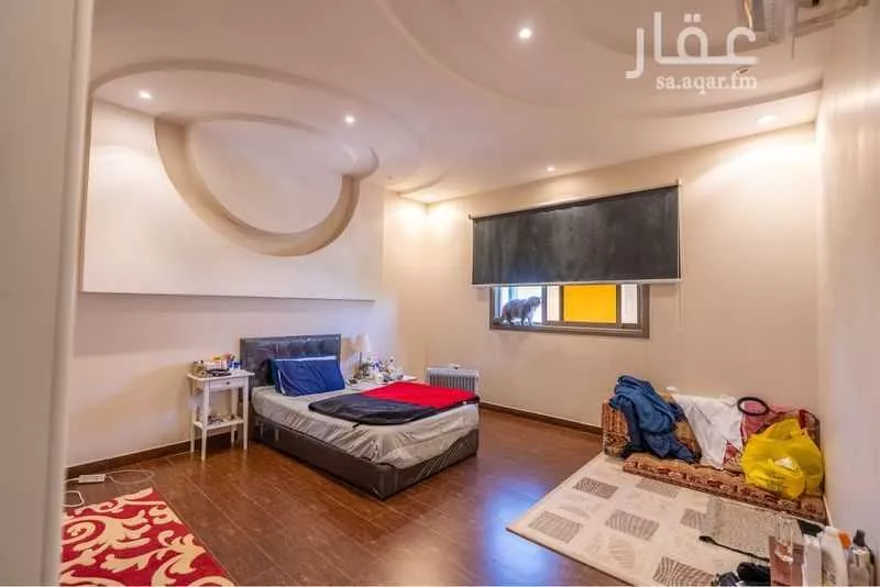 فيلا 8 غرف في النرجس 6