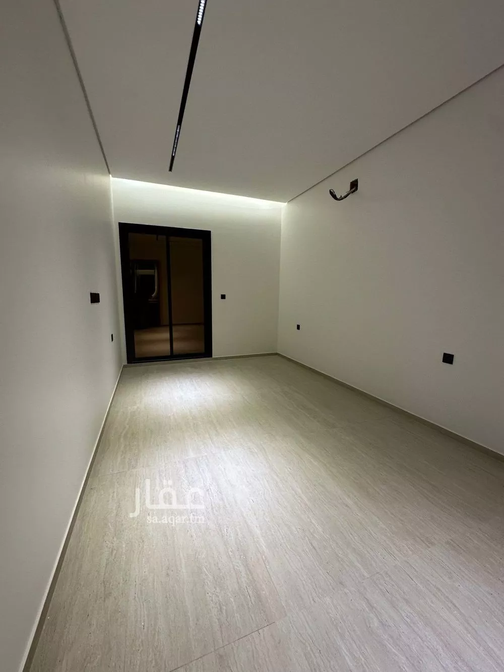 دور 4 غرف في النرجس 13