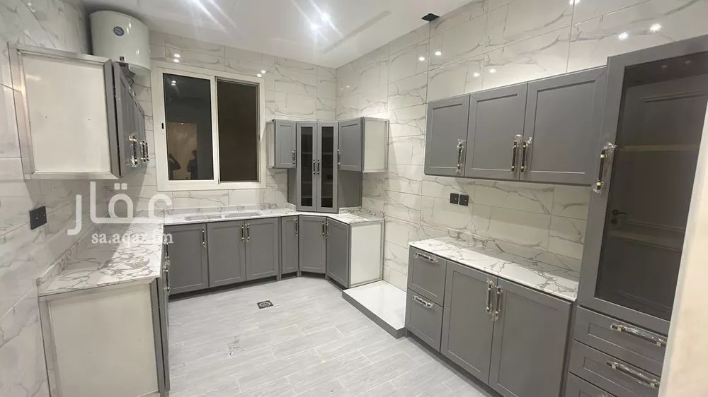 4 bedroom floor in Al Narjis 7