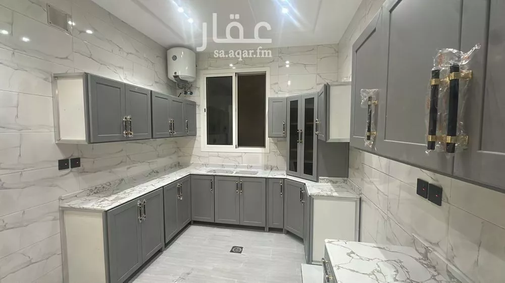 4 bedroom floor in Al Narjis 8