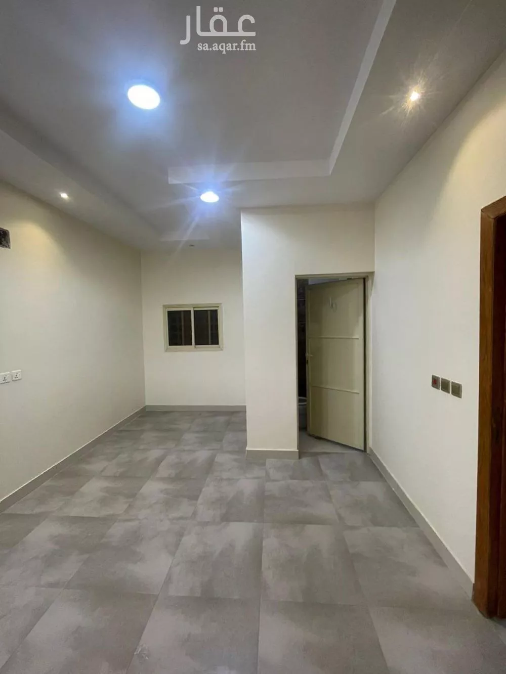 6 bedroom floor in Al Yasmin 3