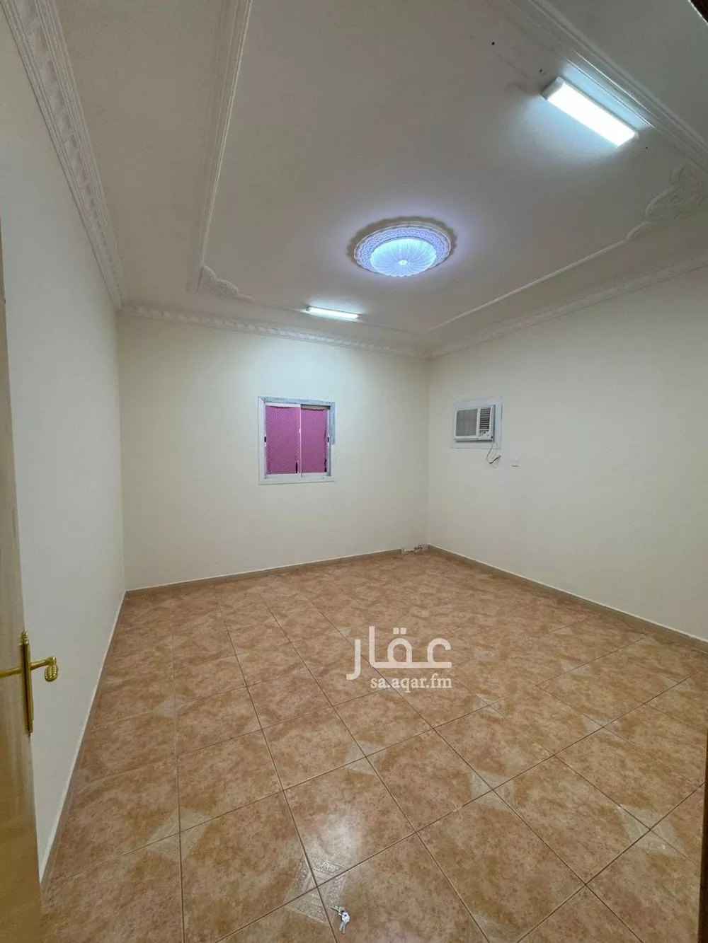 5 bedroom floor in Al Yarmouk 3