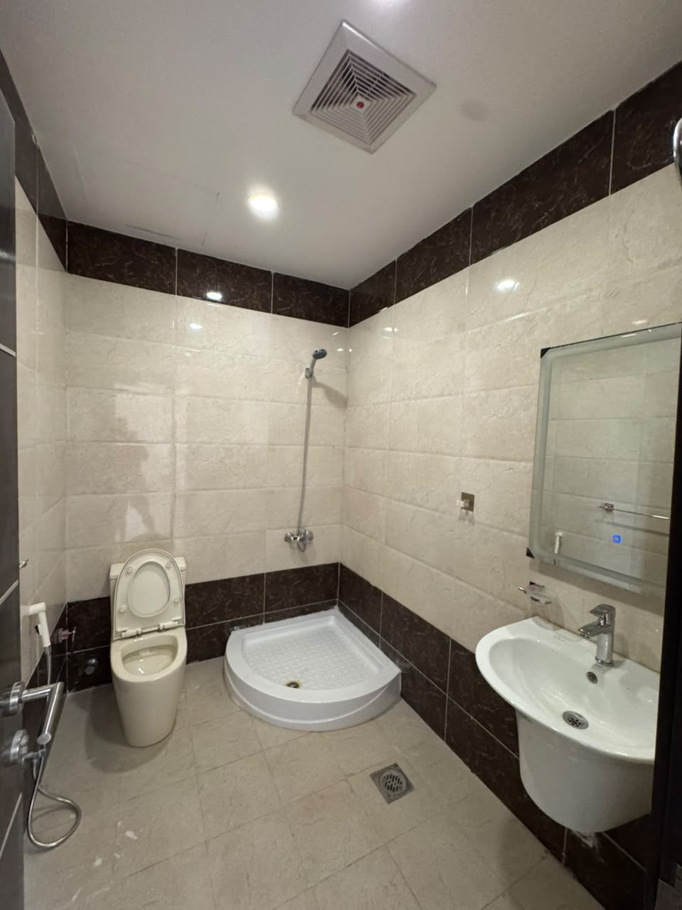 4 bedroom villa in Al Murjan, Jeddah 10