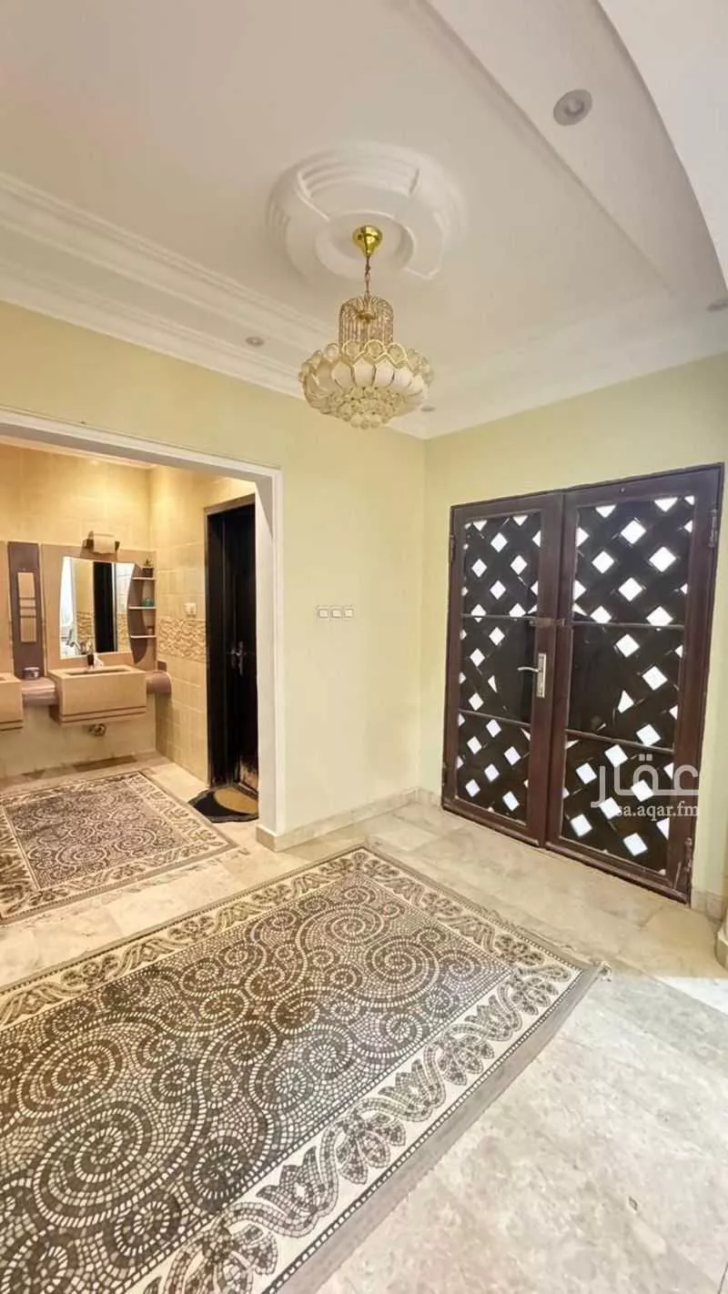 5 bedroom villa in Dhahrat Laban 4