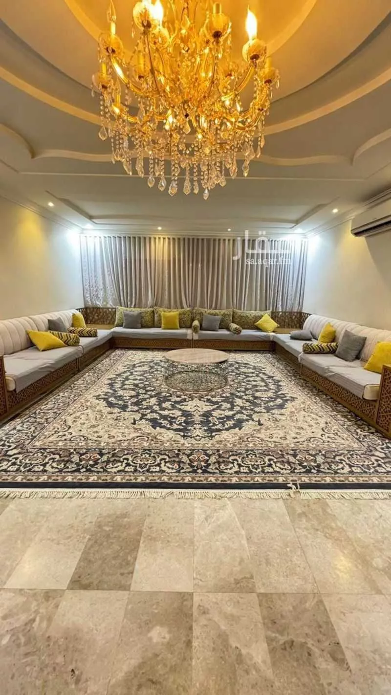 5 bedroom villa in Dhahrat Laban 7