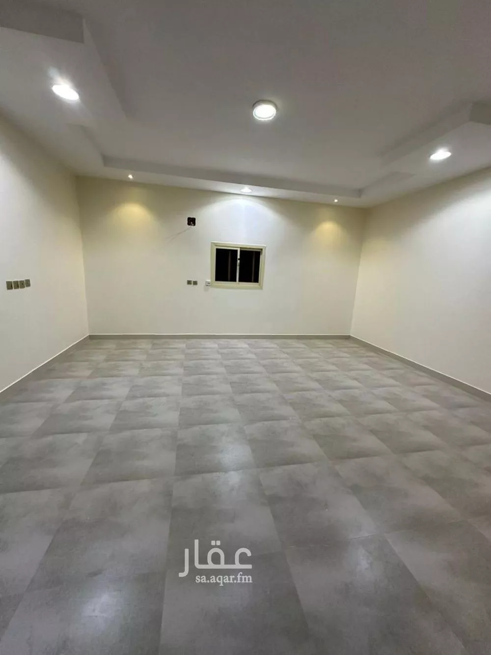 4 bedroom floor in Al Yasmin 2