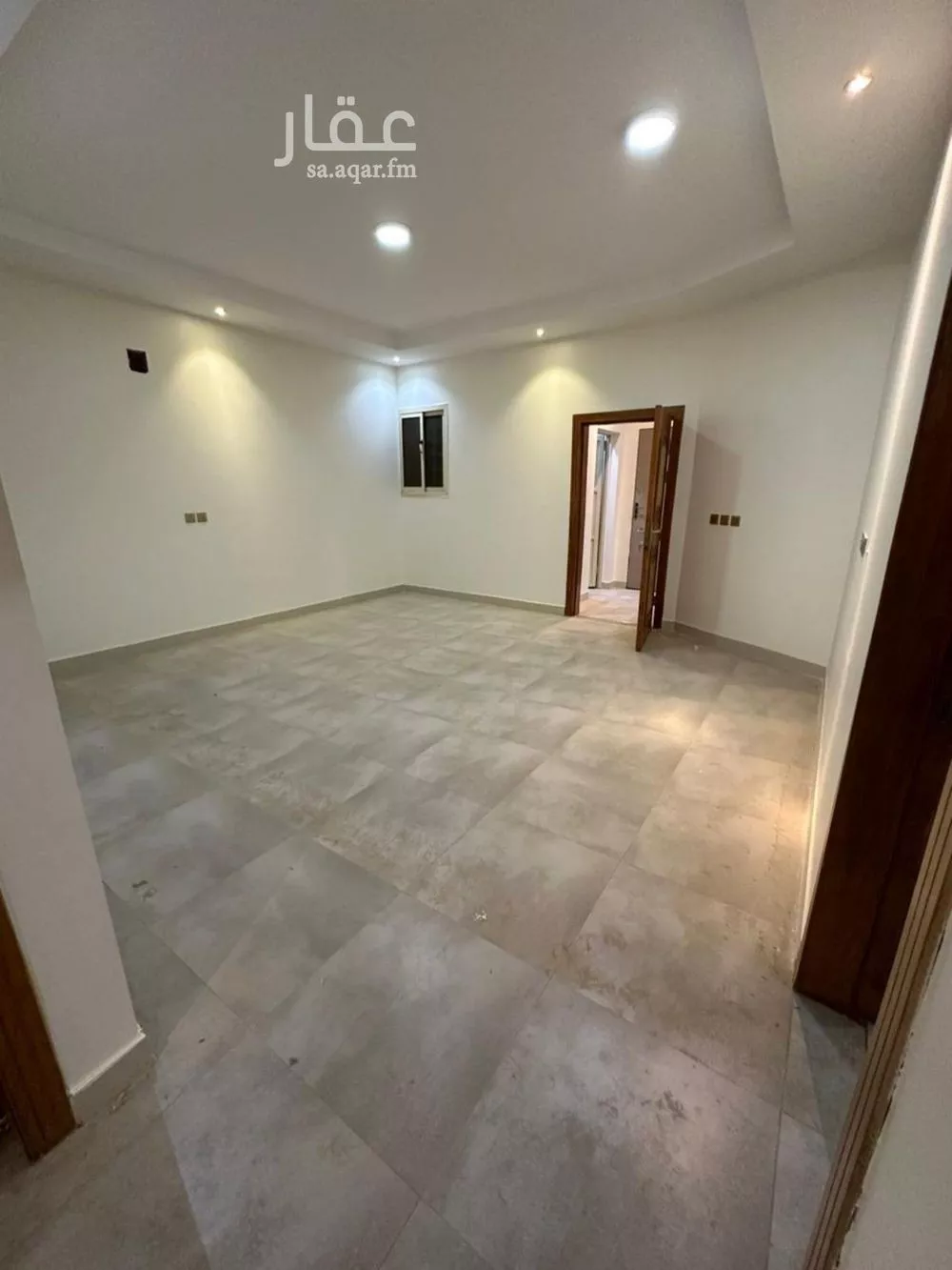 4 bedroom floor in Al Yasmin 7