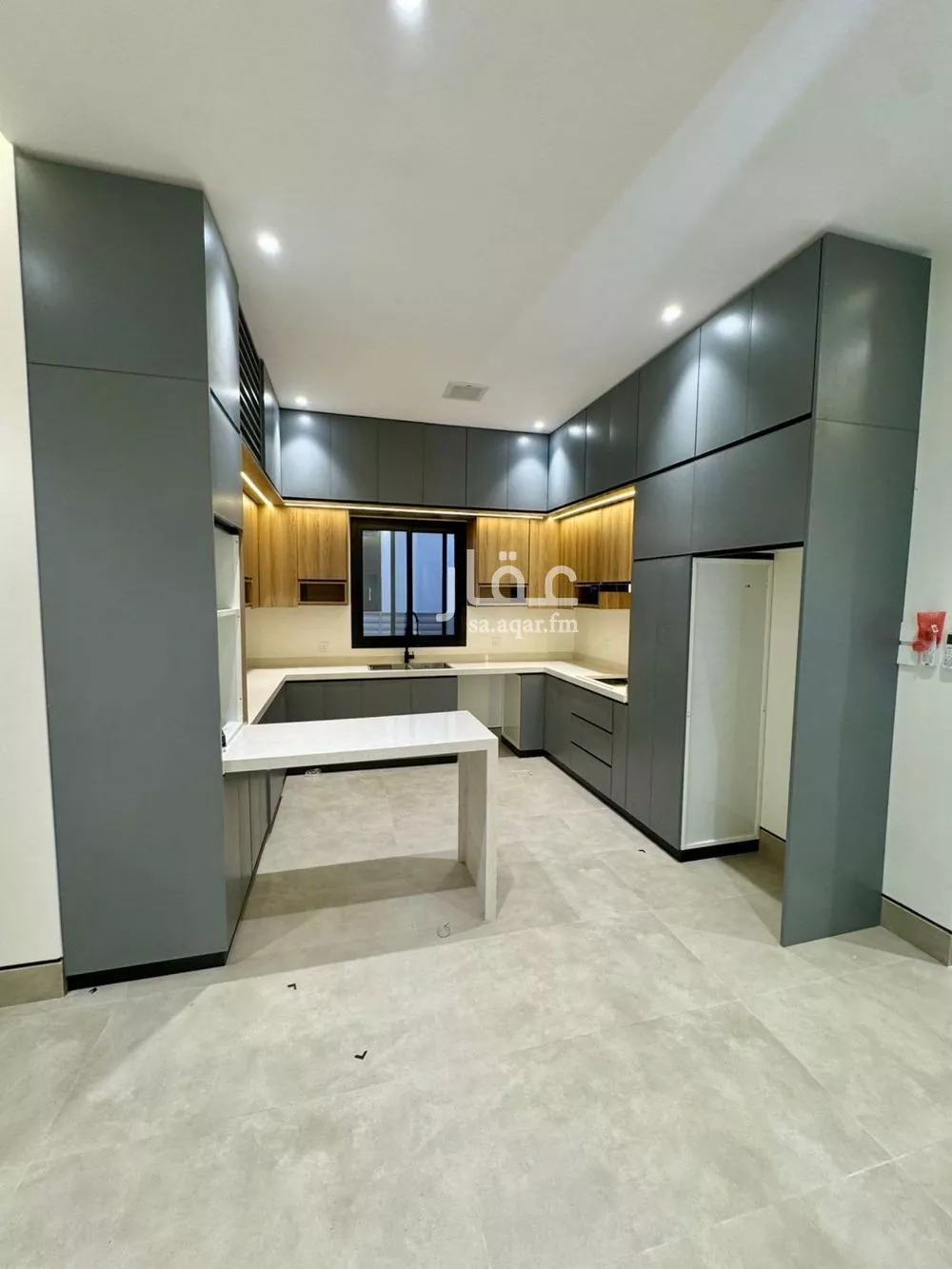 4 bedroom floor in Al Narjis 19
