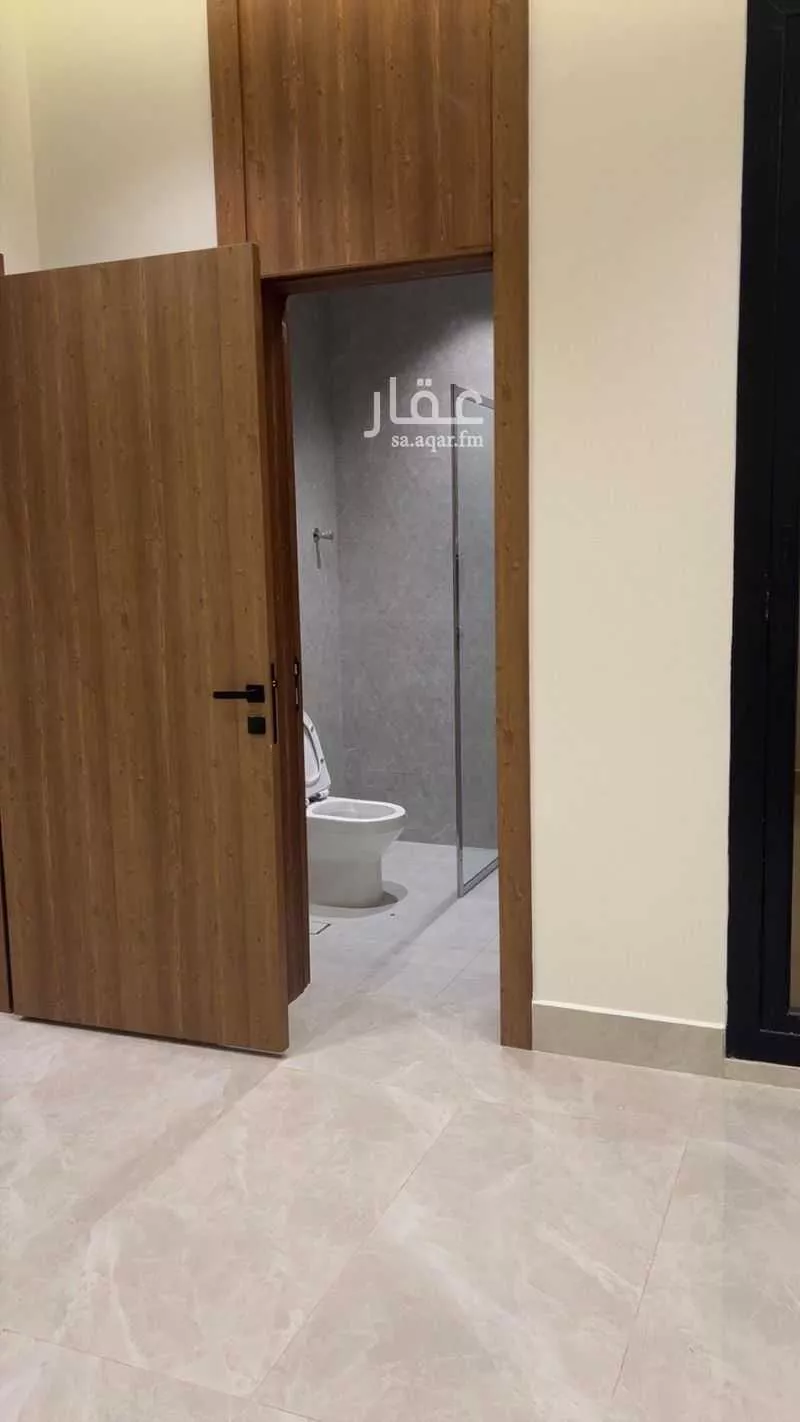 4 bedroom floor in Al Sahafah 8