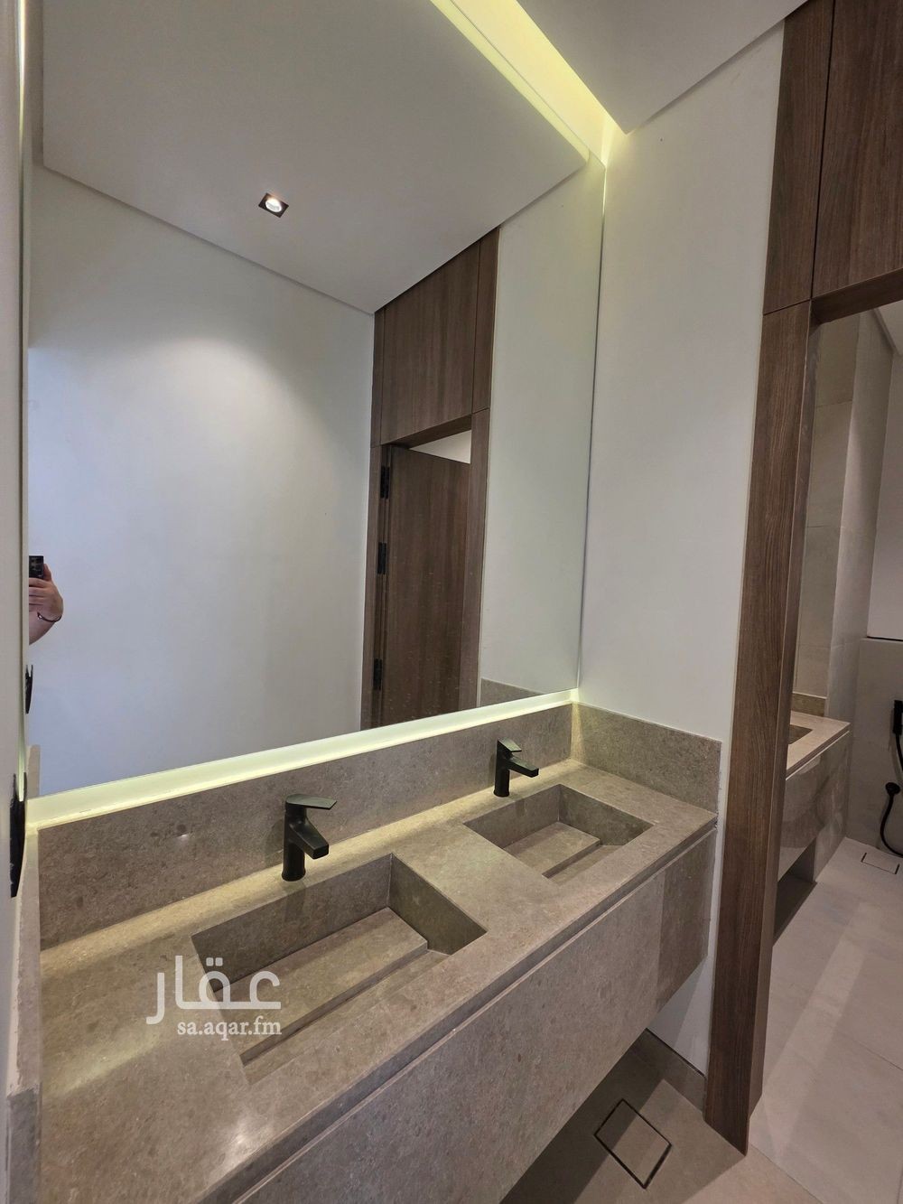 4 bedroom villa in Al Fanar, Eastern Province 10