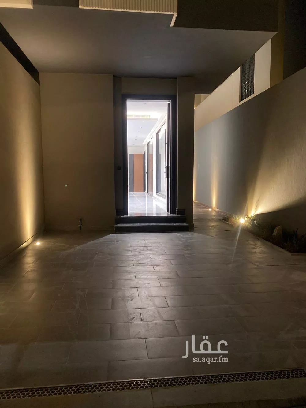5 bedroom floor in Al Narjis 2