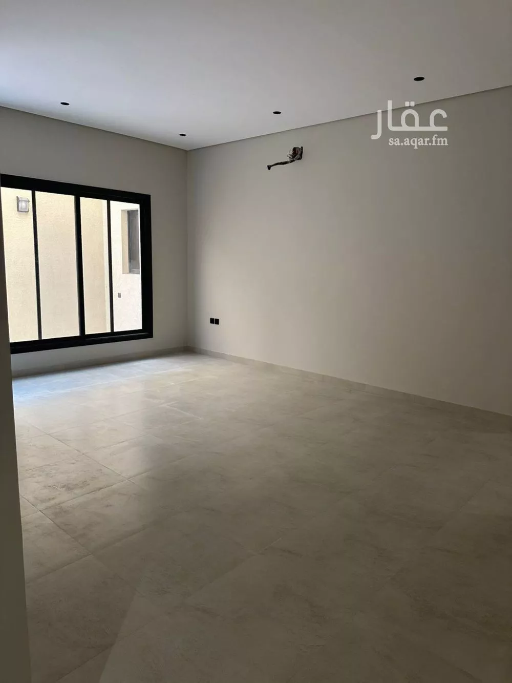 3 bedroom floor in Ad Dhubbat 5