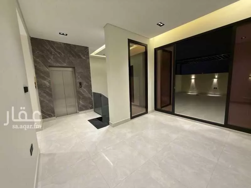 4 bedroom villa in Al Narjis 18