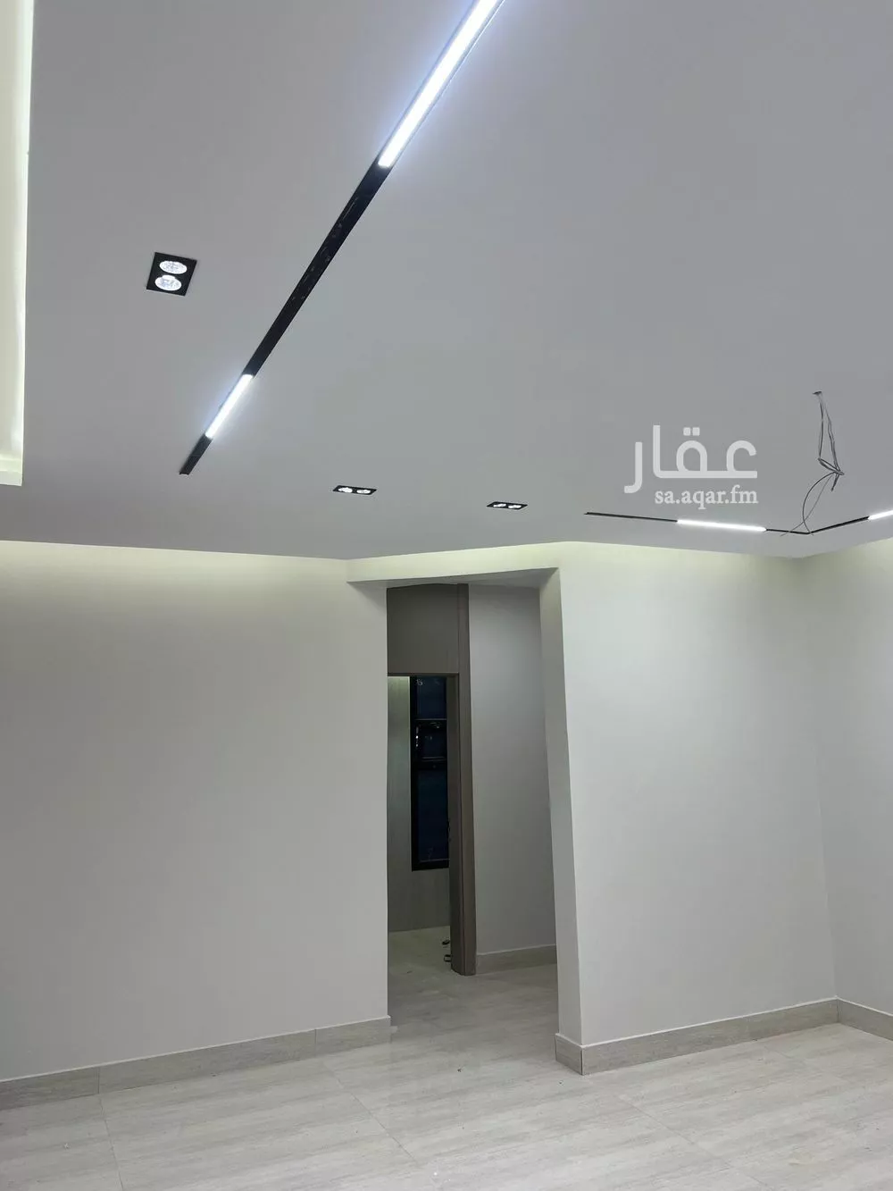 5 bedroom villa in Al Janadriyah 2