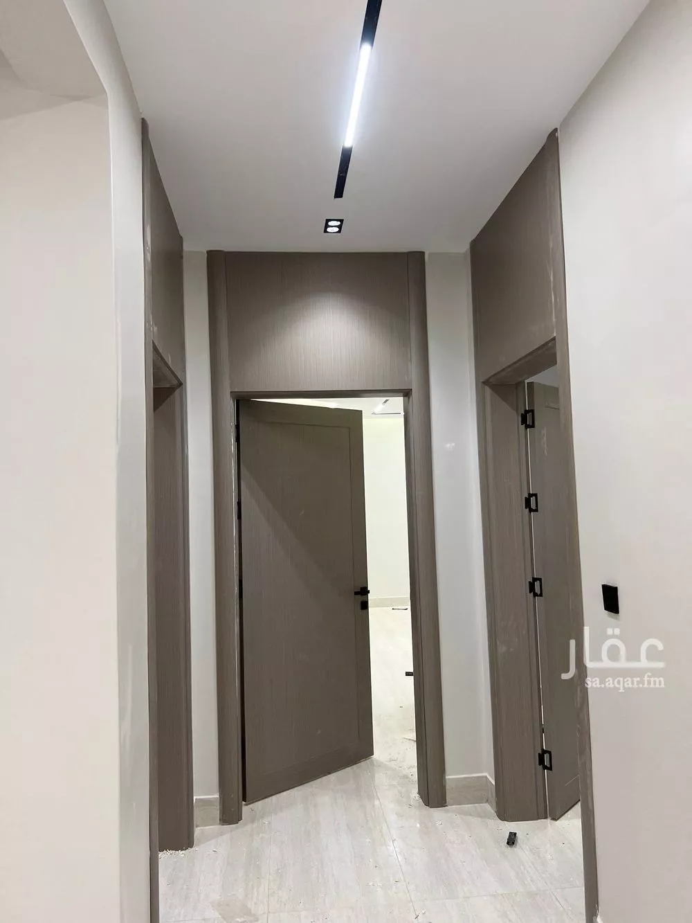 5 bedroom villa in Al Janadriyah 5