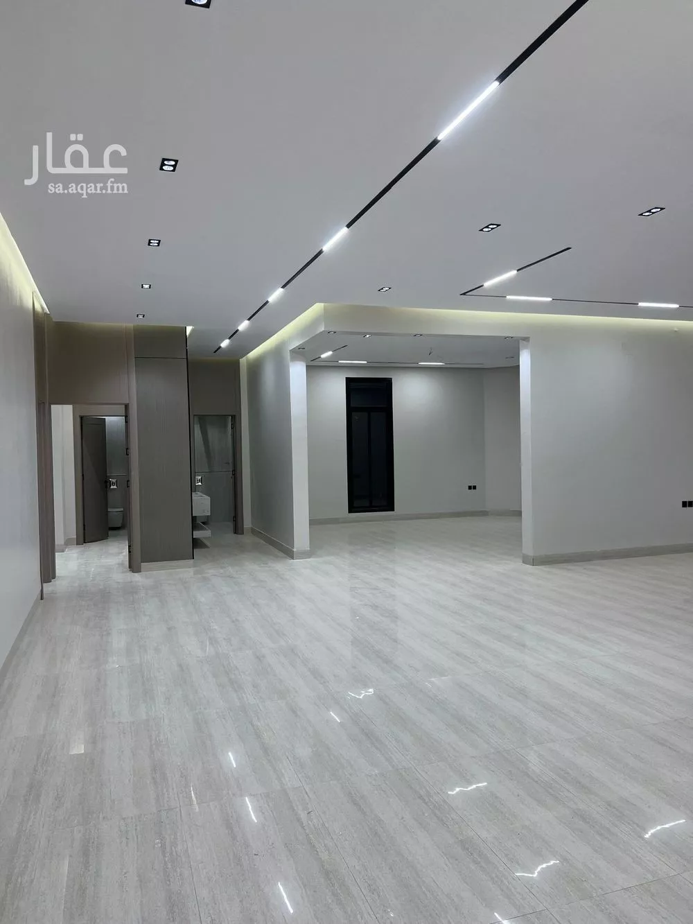 5 bedroom villa in Al Janadriyah 7