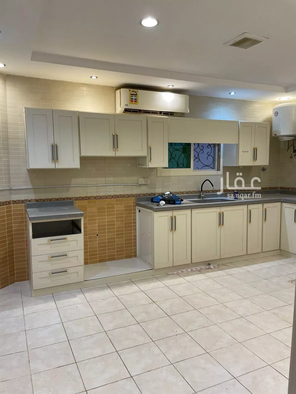 6 bedroom floor in Al Narjis 8