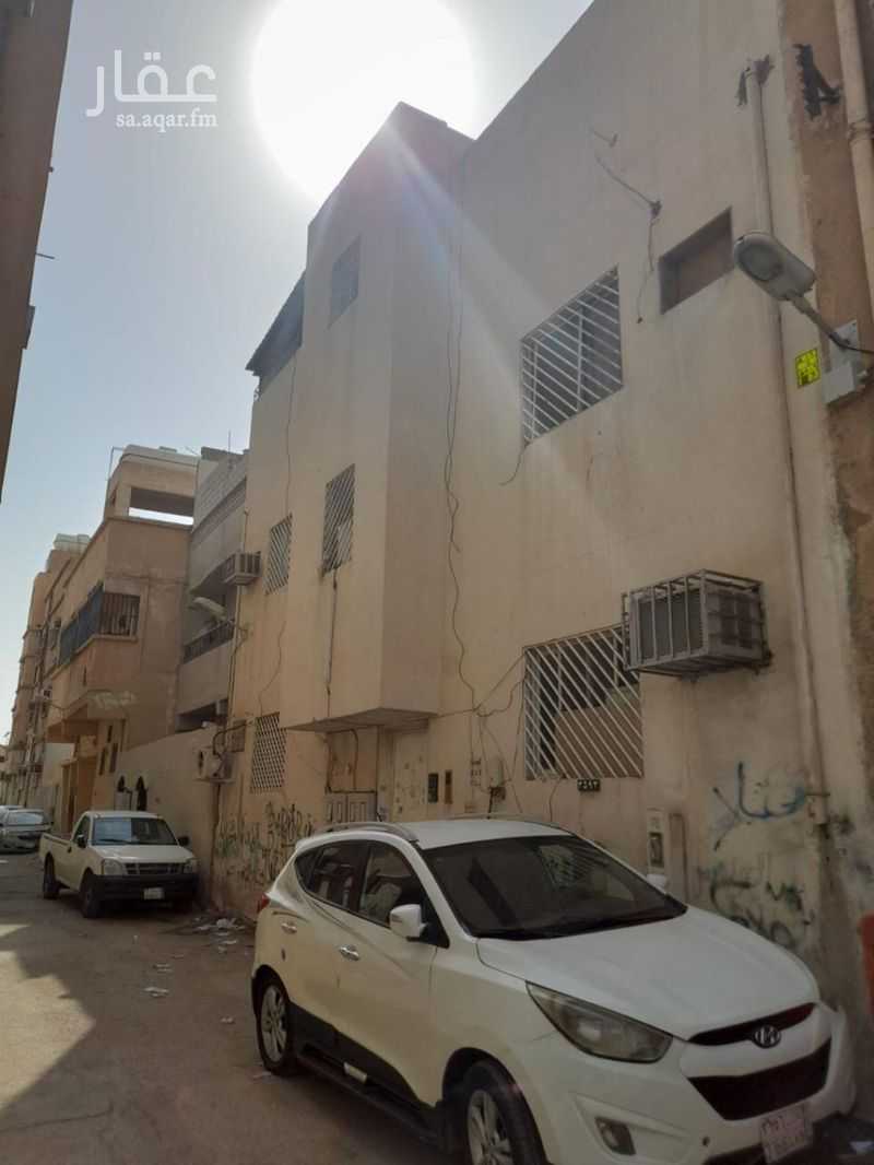 building in Ghubairah, Riyadh 3