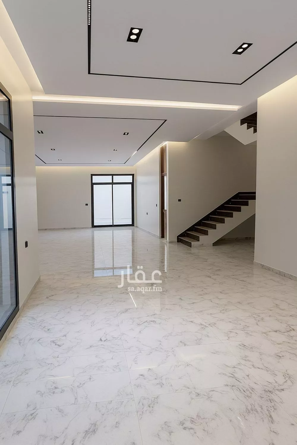 4 bedroom villa in Al Janadriyah 7