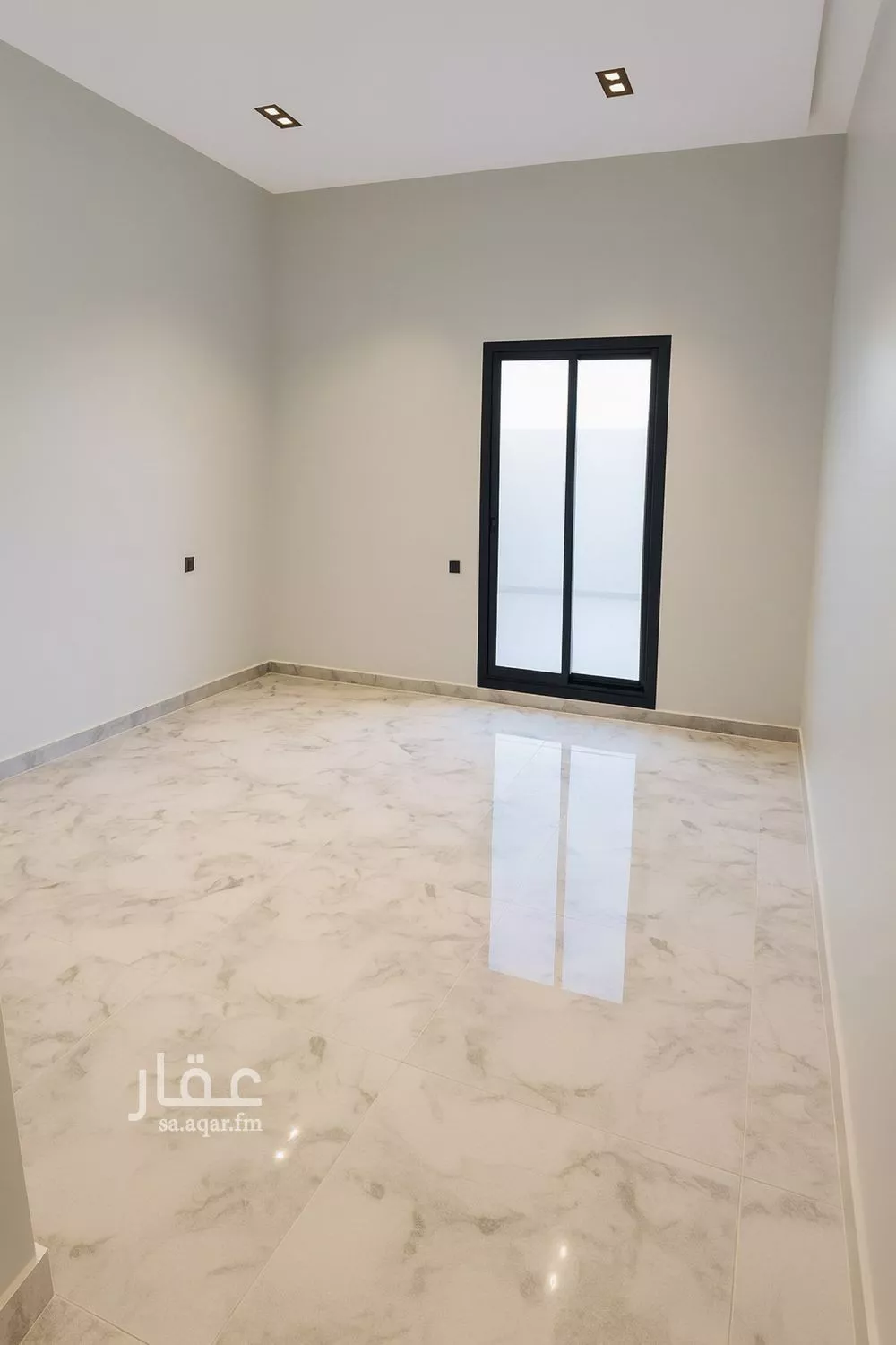 4 bedroom villa in Al Janadriyah 5