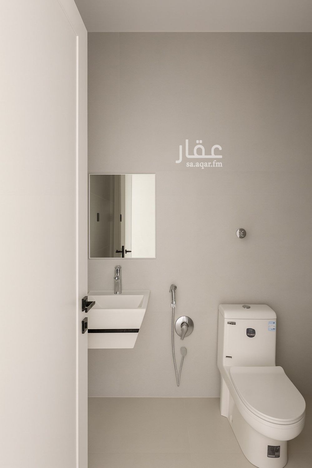 6 bedroom villa in Al Janadriyah, Riyadh 15