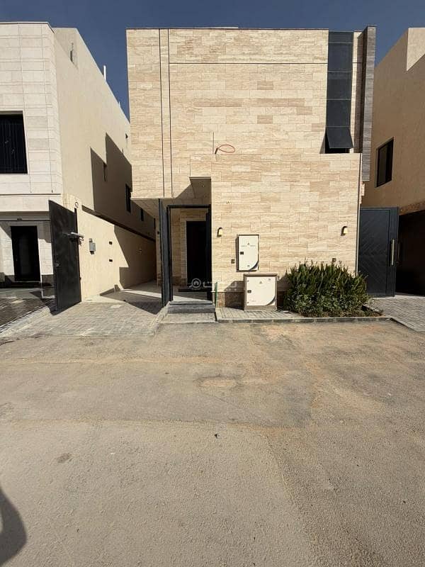 4 bedroom apartment in Al Rimal, Riyadh 17