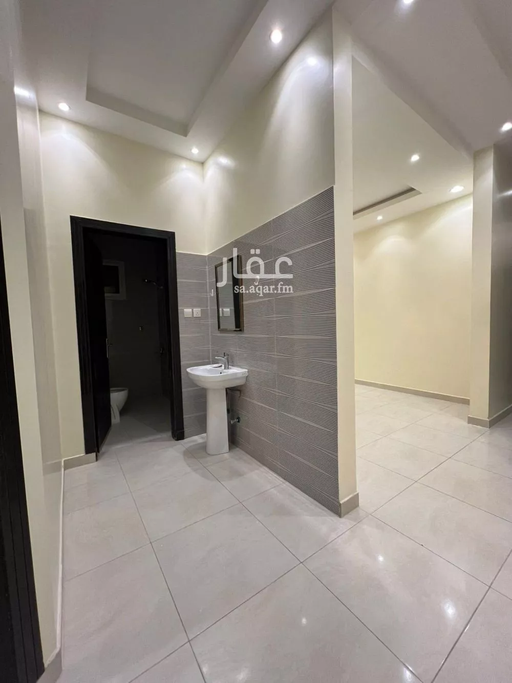 3 bedroom floor in Al Narjis 9