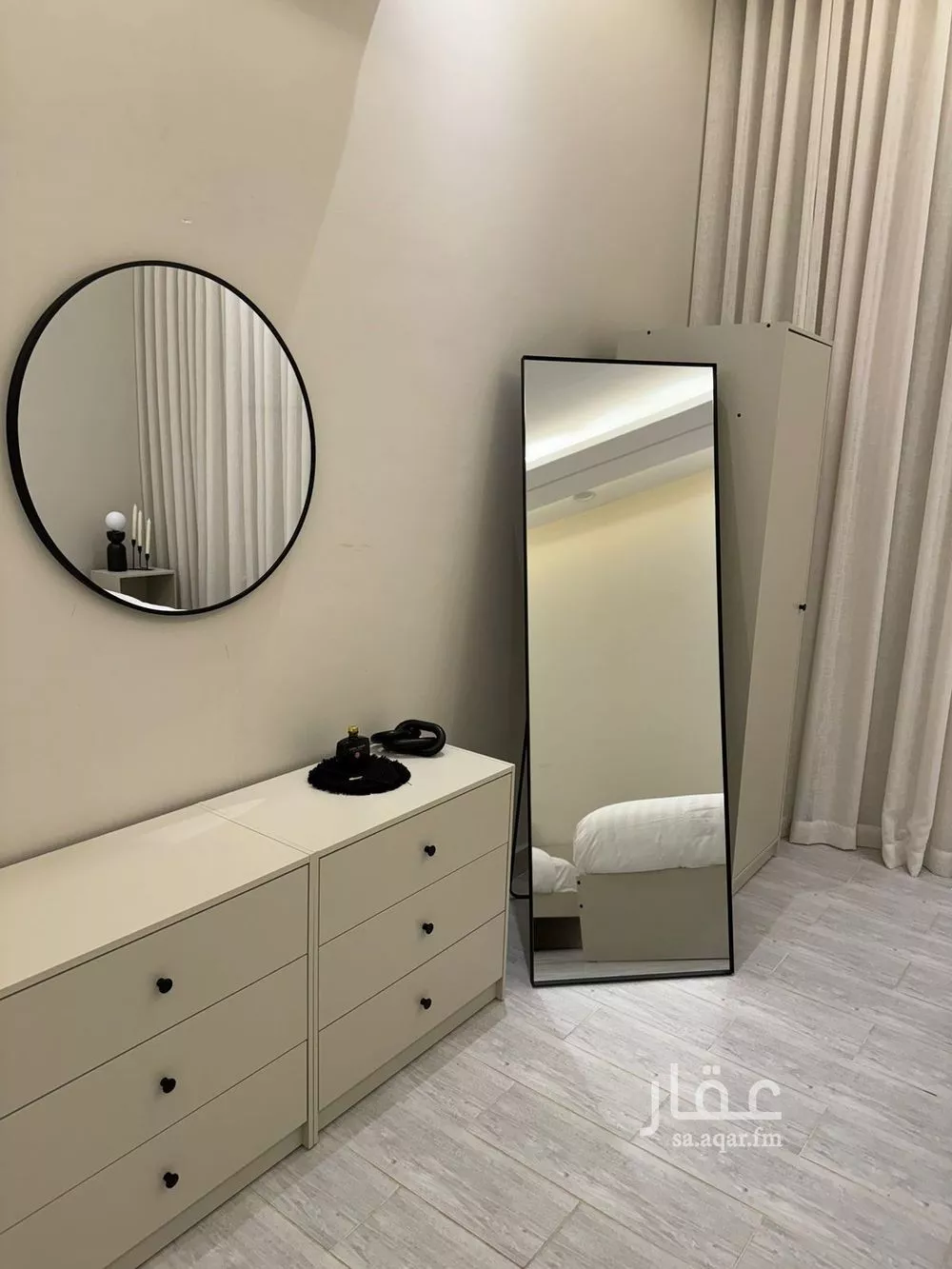 4 bedroom floor in Al Qairawan 7