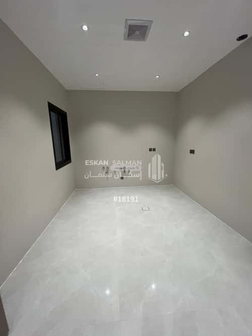 5 bedroom apartment in Al Maizilah 1