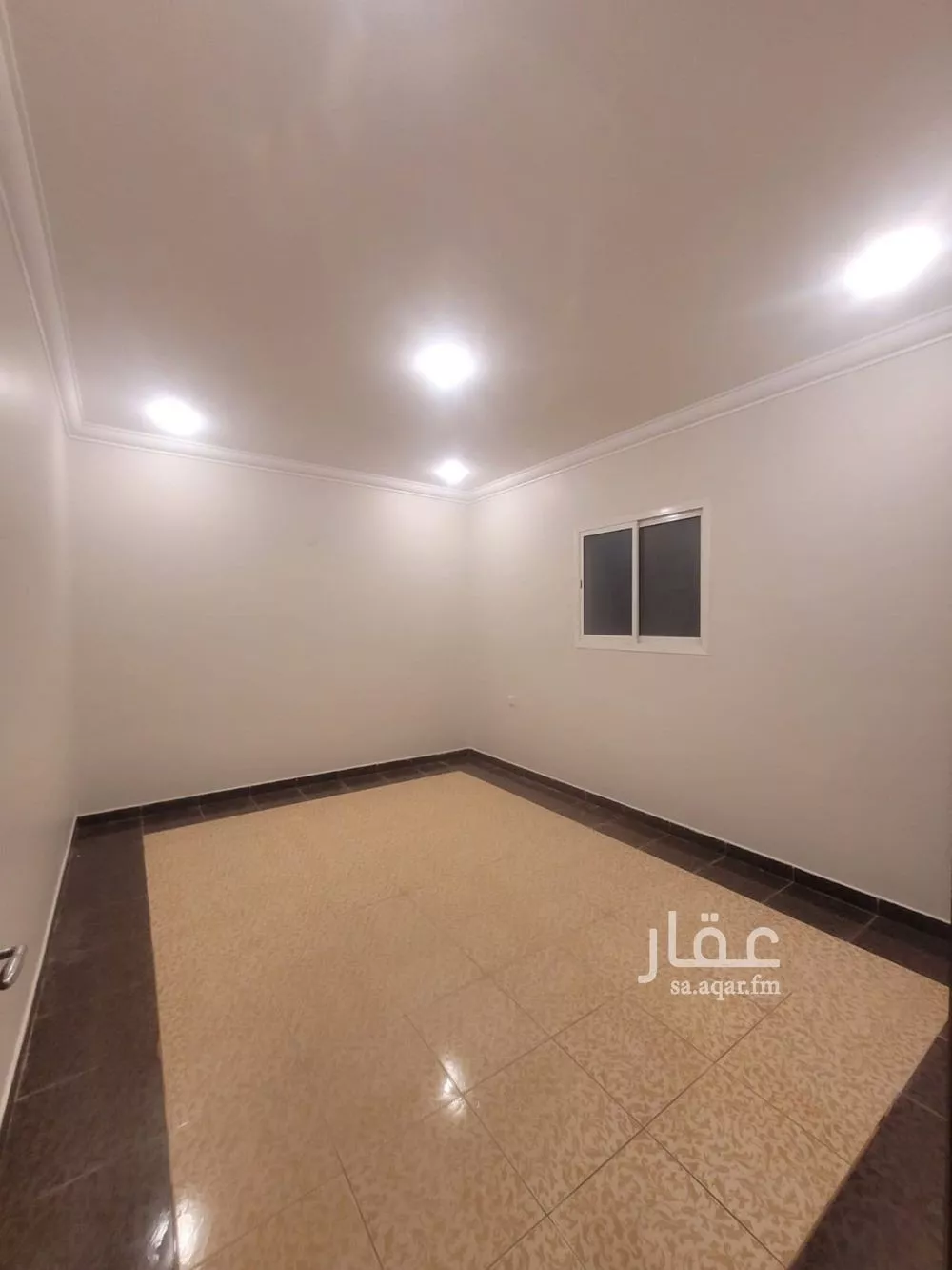 3 bedroom floor in Al Yasmin 11