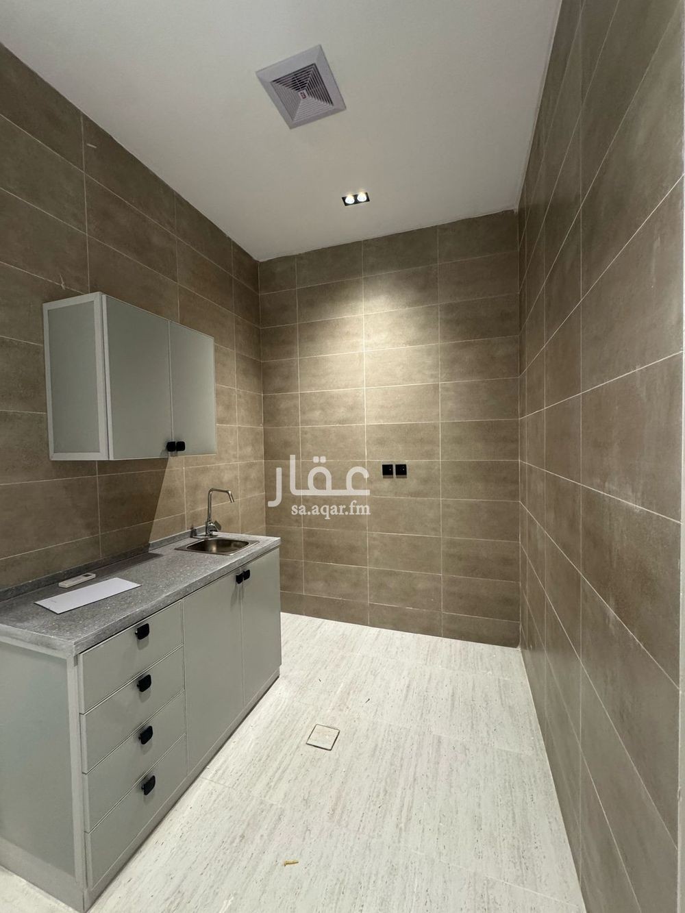 1 bedroom apartment in Al Shati, Jazan 6
