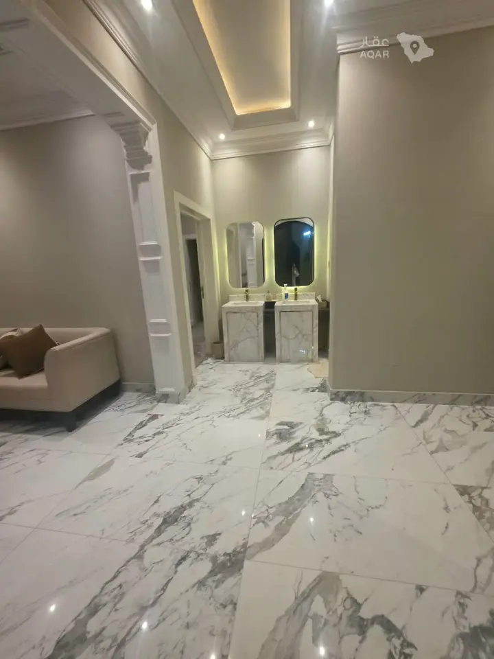 4 bedroom villa in Al Munsiyah, Riyadh 6