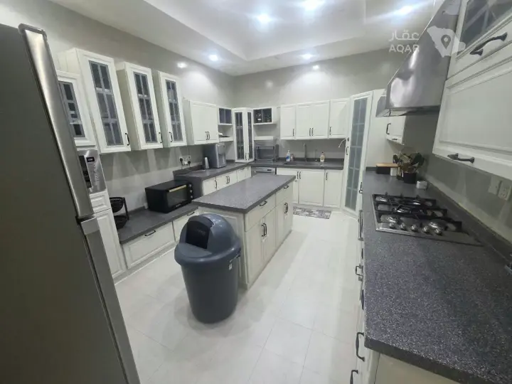 4 bedroom villa in Al Munsiyah, Riyadh 4