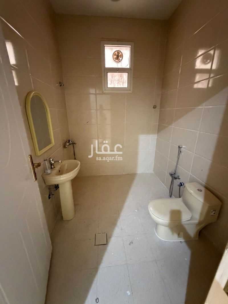 6 bedroom villa in Dirab, Riyadh 18